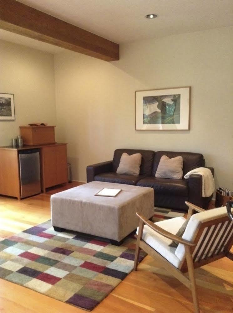 Hyphocus Inn Ucluelet Εξωτερικό φωτογραφία